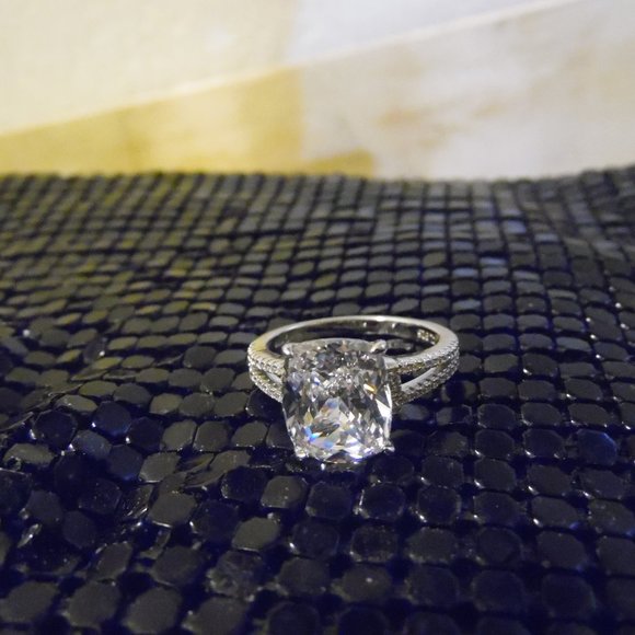 Radiance by Absolute Split Shoulder Cushion-cut Ring Size 9 - Picture 6 of 6